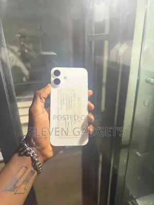 Apple iPhone 16 Plus 128 GB White