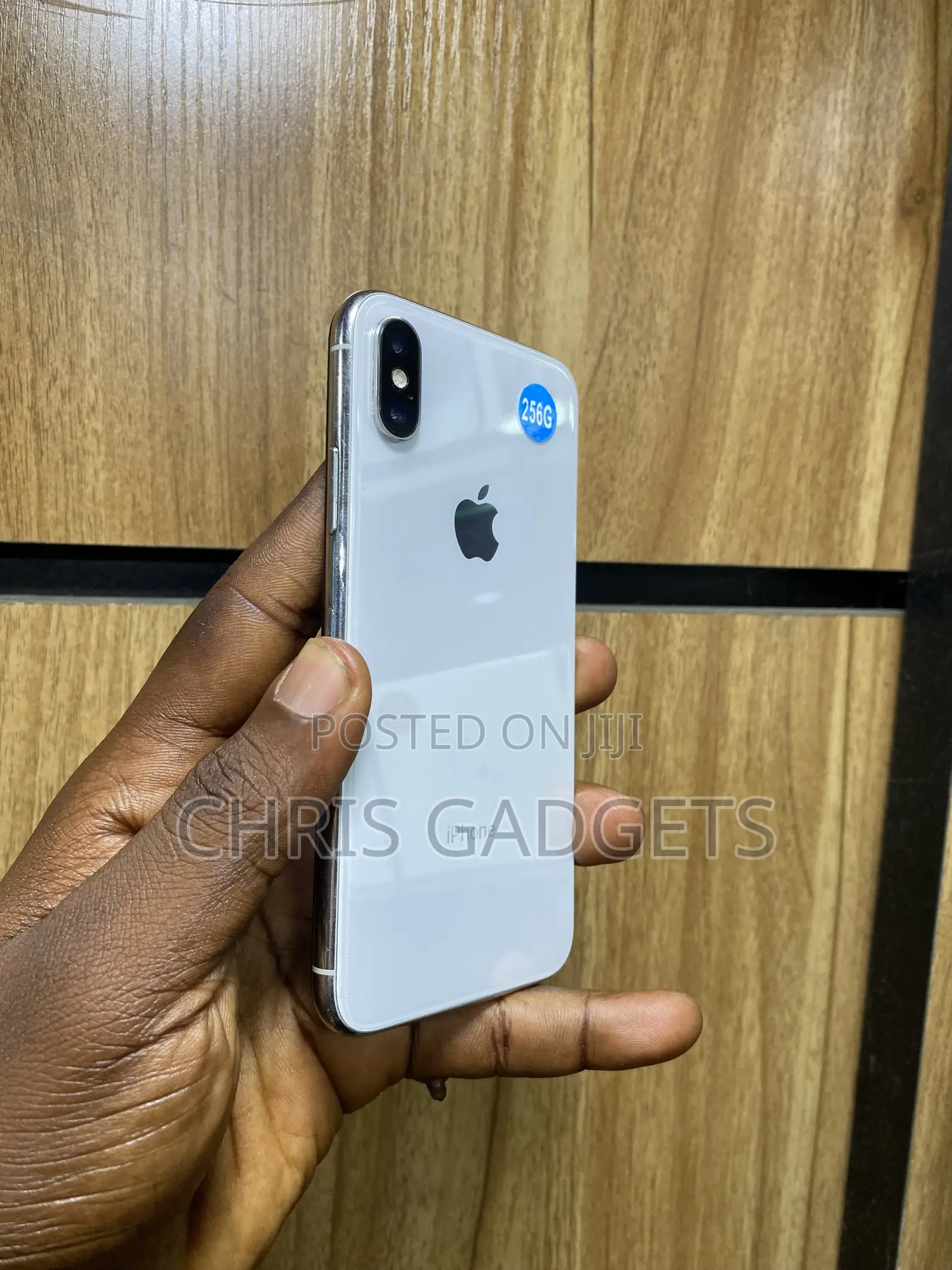 Apple iPhone X 256 GB White