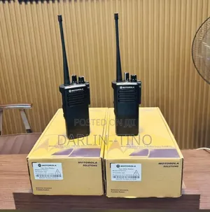 Motorola MOTOTRBO DP4400 / DP4400e Digital Two-Way Handheld Radios