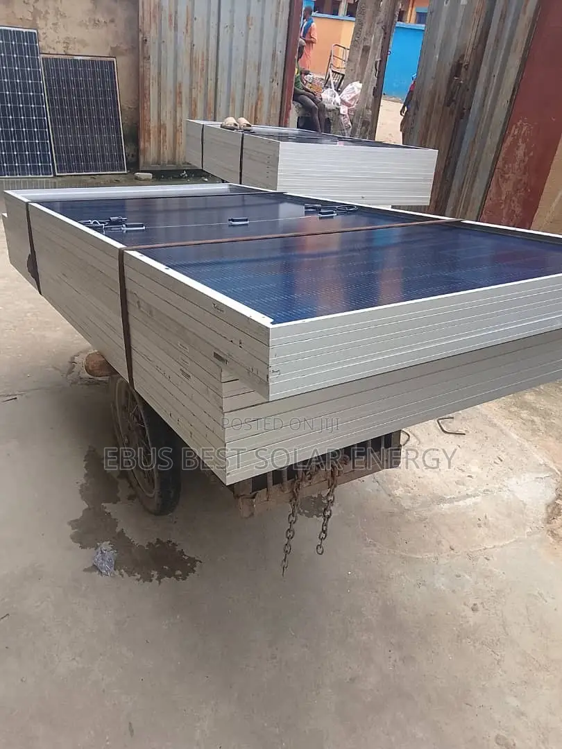 Jinko 650w Solar Panel