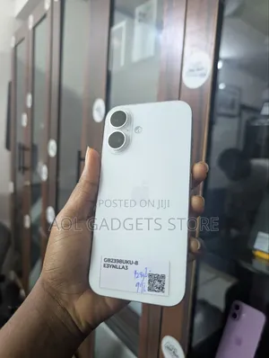 Apple iPhone 16 128 GB White