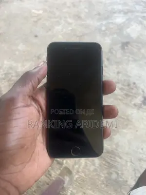 Apple iPhone 7 128 GB Black