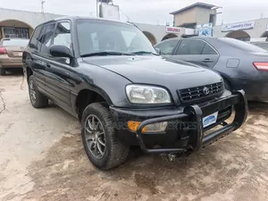 Toyota RAV4 2.0 Automatic 2005 Gray