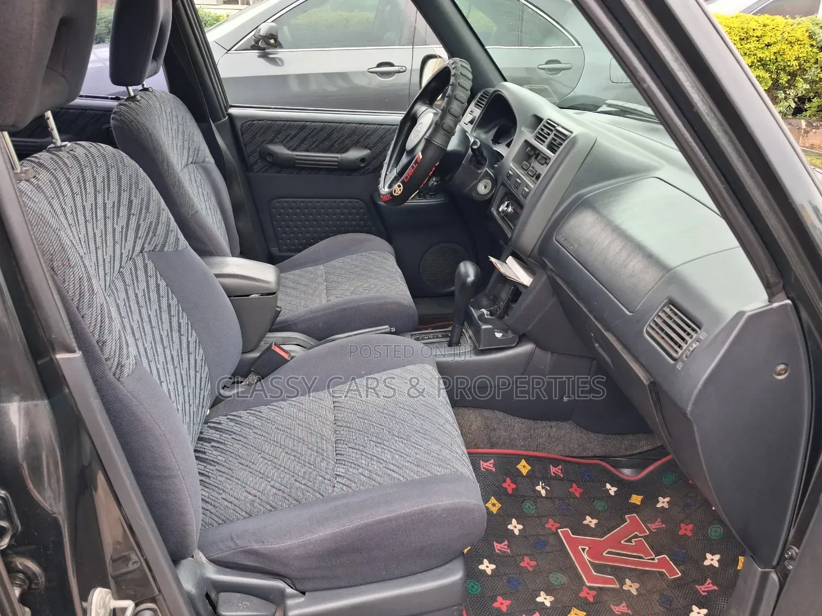 Toyota RAV4 Automatic 2000 Gray