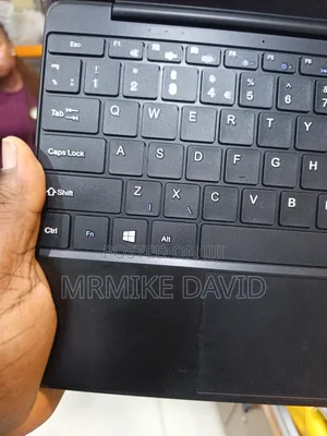 Laptop Geo Geobook 1E 4GB Intel SSD 60GB