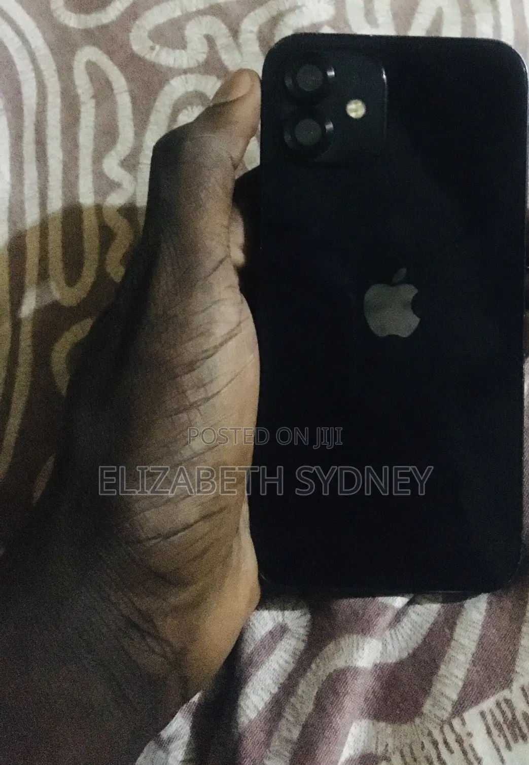 Apple iPhone 12 64 GB Black
