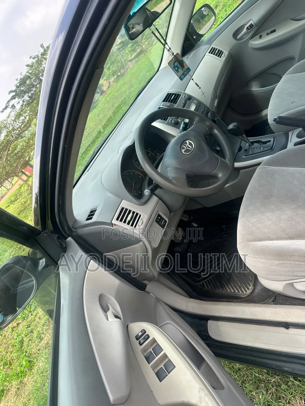 Toyota Corolla 2009 Gray