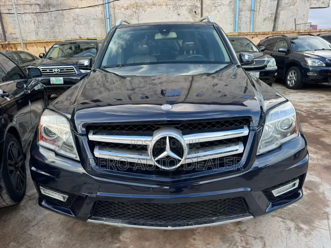Mercedes-Benz GLK-Class 2011 Blue