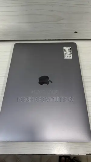 Laptop Apple MacBook Pro 2022 M2 16GB Apple M2 SSD 256GB