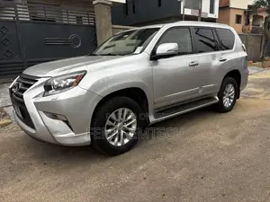 Lexus GX 2015 Silver