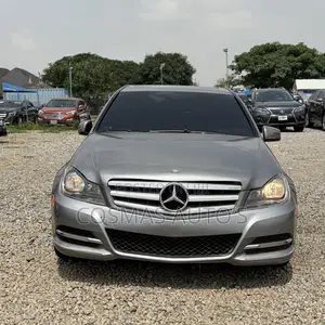 Mercedes-Benz C300 Sport 4Matic Sedan AWD (3.0L 6cyl 7A) 2012 Gray