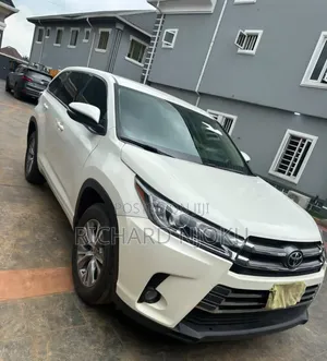 Toyota Highlander XLE V6 4x4 (3.5L 6cyl 6A) 2016 White