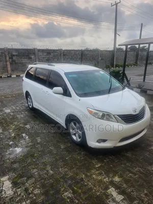 Car for Hire/Pickup