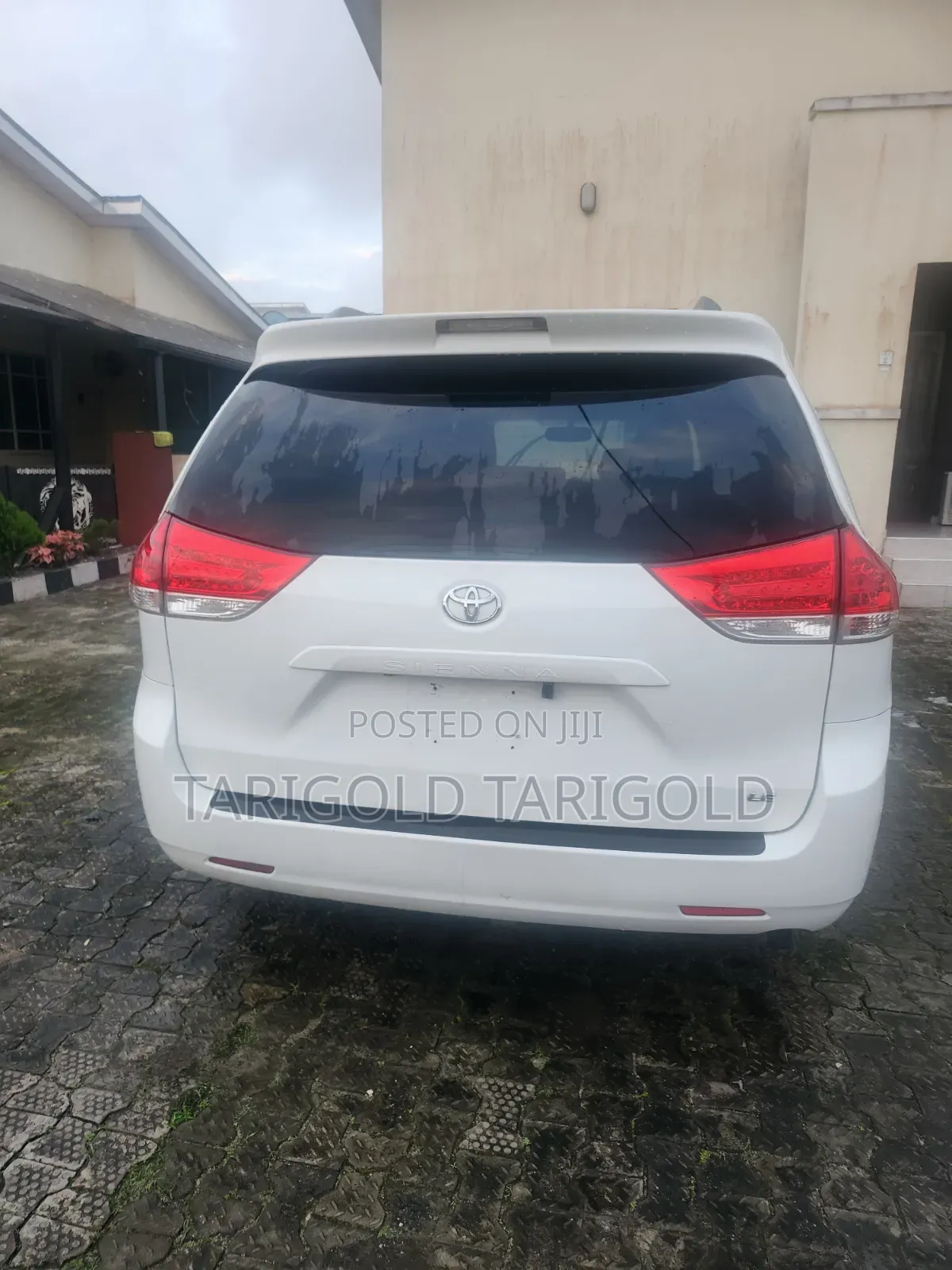 Car for Hire/Pickup