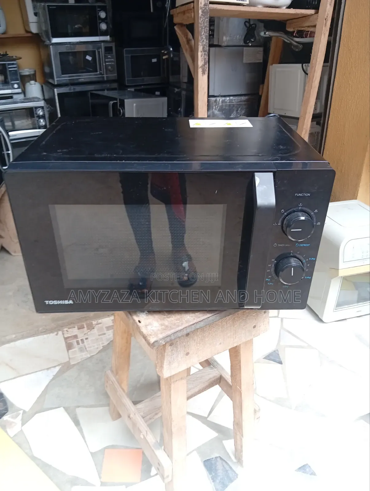 Toshiba Solo Microwave Oven