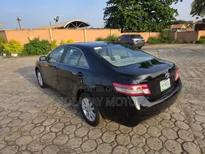 Toyota Camry LE 4dr Sedan (2.5L 4cyl 6A) 2011 Black