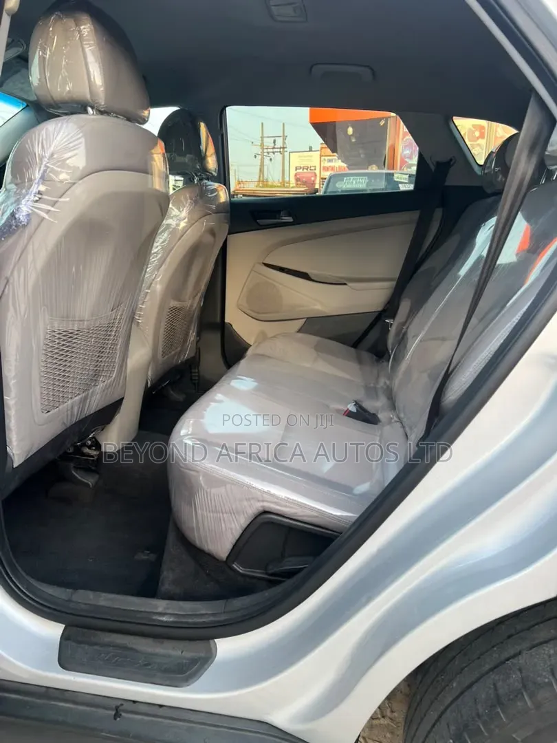 Hyundai Tucson 2019 Silver