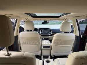 Toyota Highlander Limited Platinum 4x4 V6 (3.5L 6cyl 8A) 2018 Burgundy