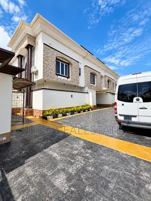 5bdrm Duplex in Lekki Phase 1 for rent