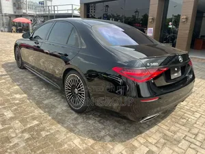 Mercedes-Benz S-Class 2021 Black