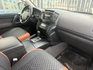 Toyota Land Cruiser 4.5 V8 VXR 2015 Black
