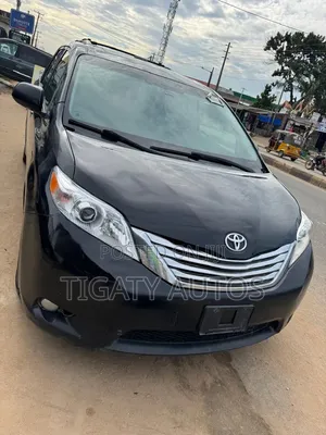 Toyota Sienna Limited 7 Passenger 2012 Black