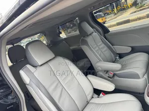 Toyota Sienna Limited 7 Passenger 2012 Black