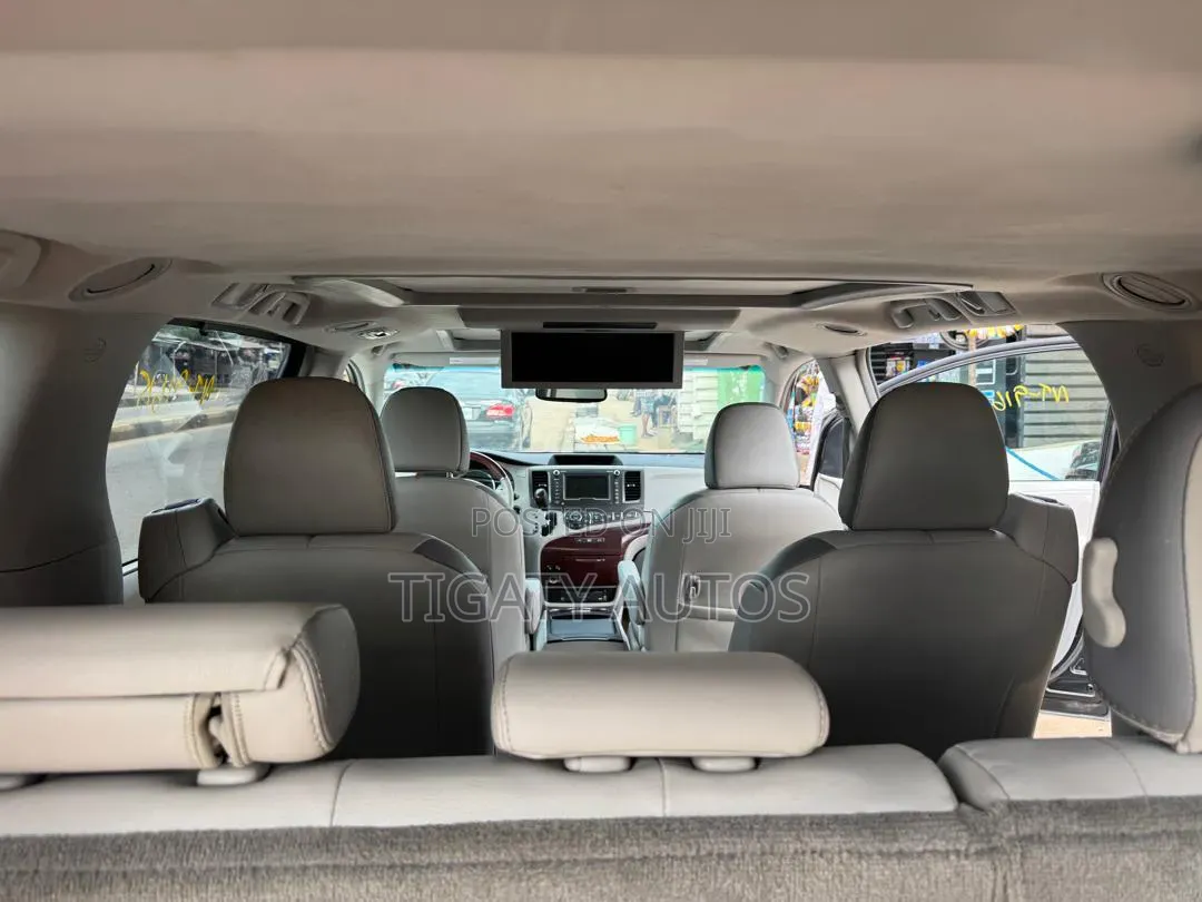 Toyota Sienna Limited 7 Passenger 2012 Black