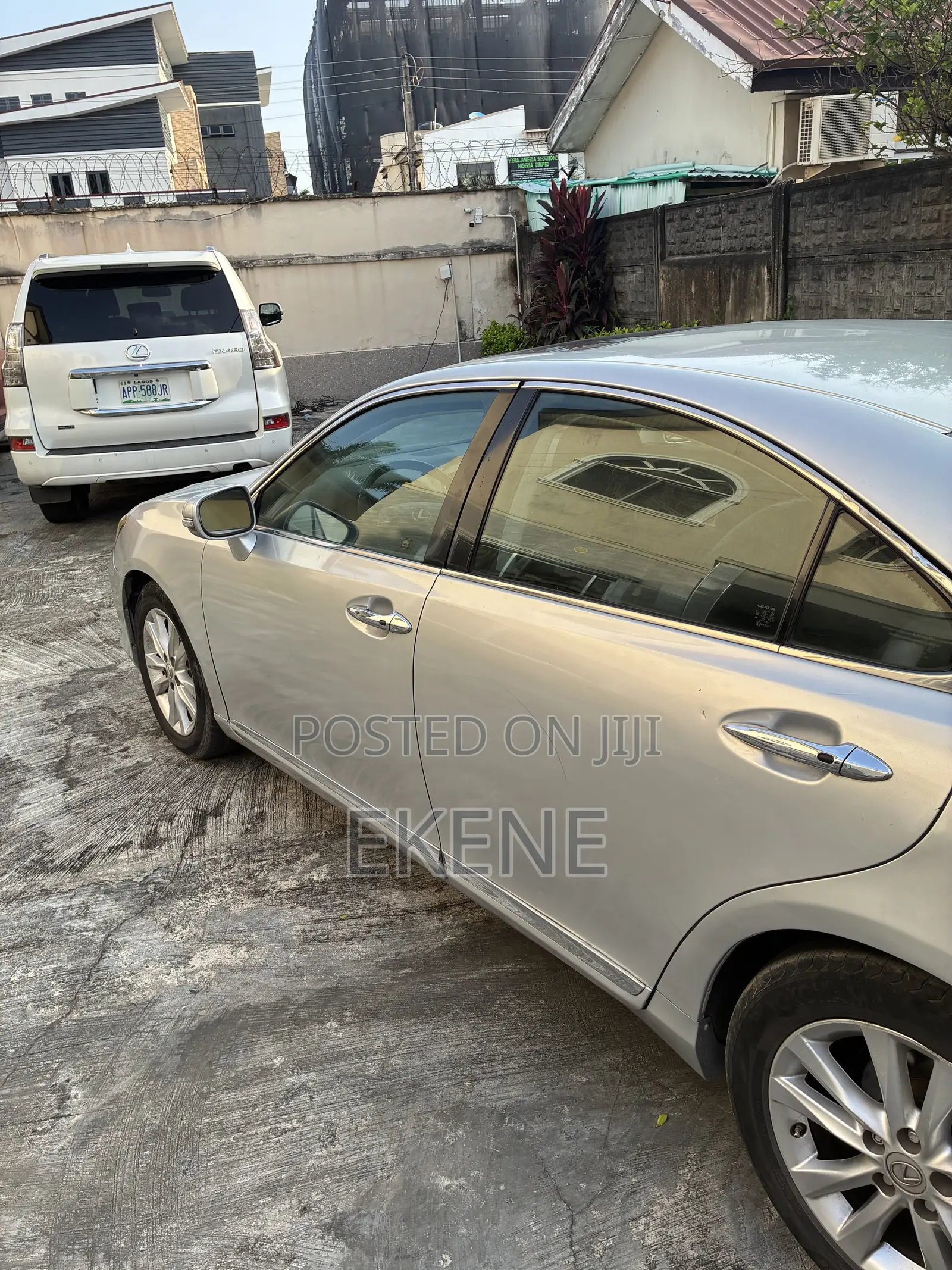 Lexus ES 350 2010 Silver