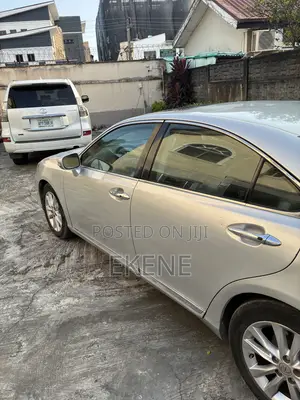 Lexus ES 350 2010 Silver