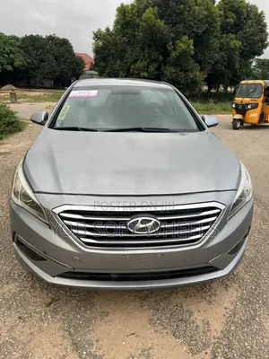 Hyundai Sonata Limited 4dr Sedan (2.4L 4cyl 6A) 2015 Gray