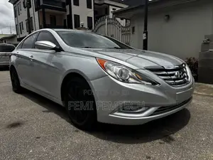 Hyundai Sonata 2011 Silver