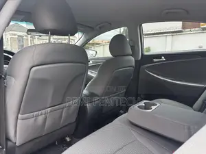 Hyundai Sonata 2011 Silver