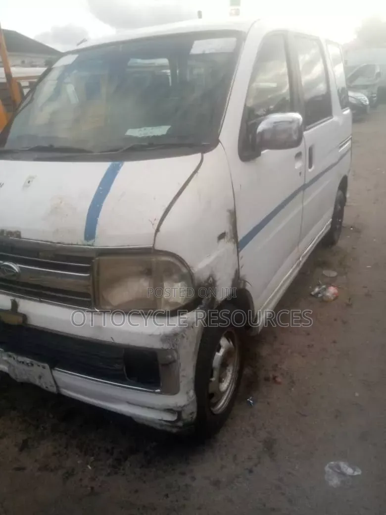 Daihatsu Hijet 2000