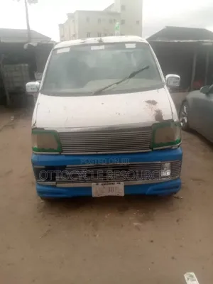 Daihatsu Hijet 2000