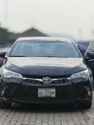 Toyota Camry XLE 4dr Sedan (2.5L 4cyl 6A) 2017 Black