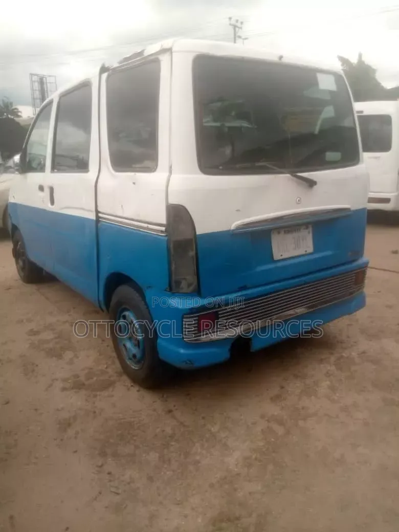 Daihatsu Hijet 2000