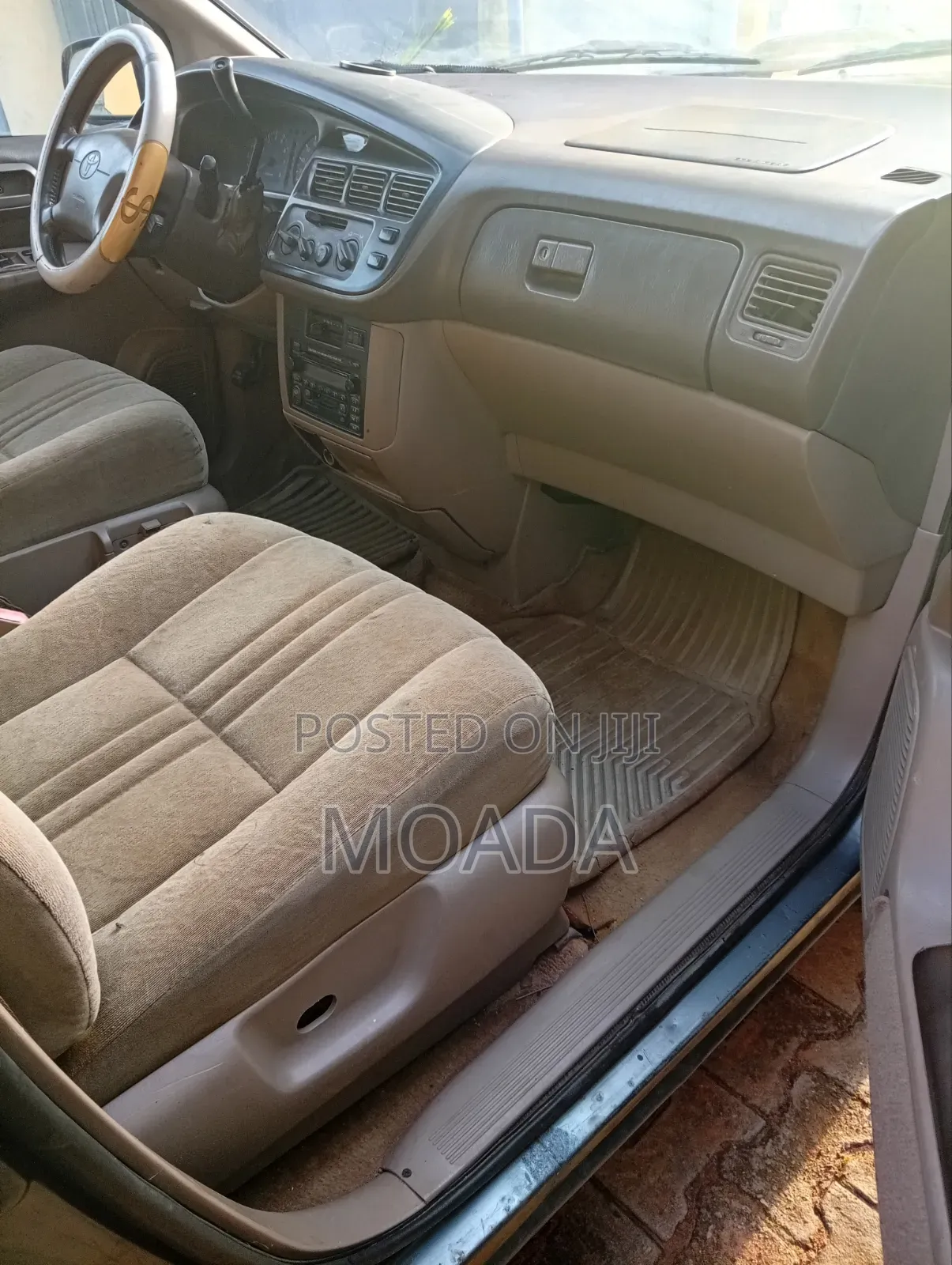 Toyota Sienna 2000 Green