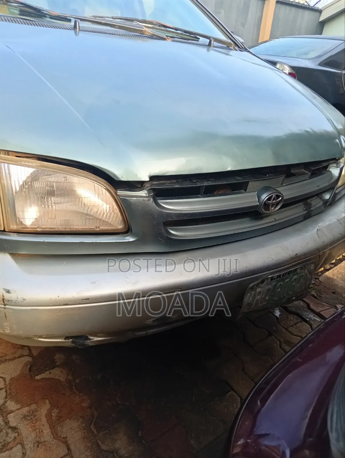 Toyota Sienna 2000 Green
