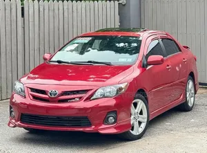 Toyota Corolla S 4dr Sedan (1.8L 4cyl 4A) 2013 Red