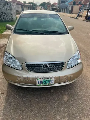 Toyota Corolla 2006 Gold