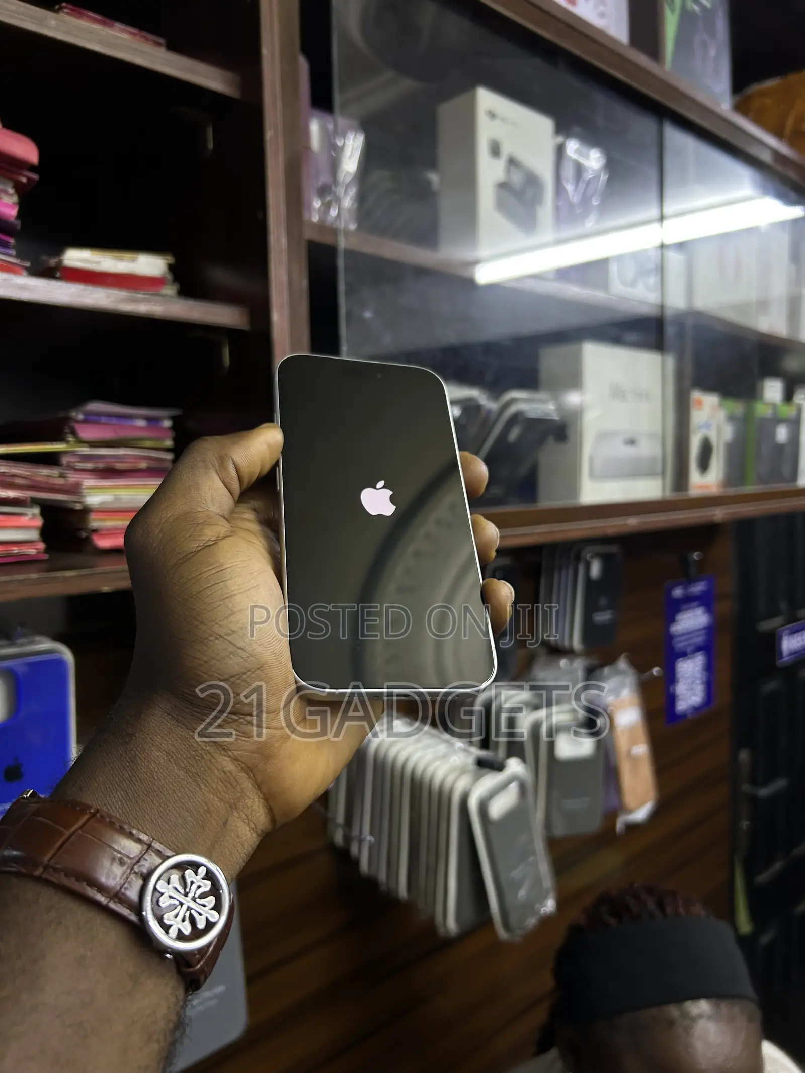 Apple iPhone 16 128 GB White