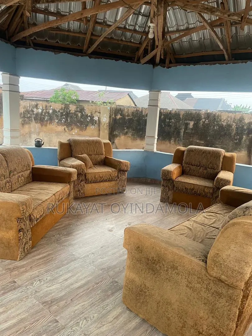 Seven Seater Sofa Chairs