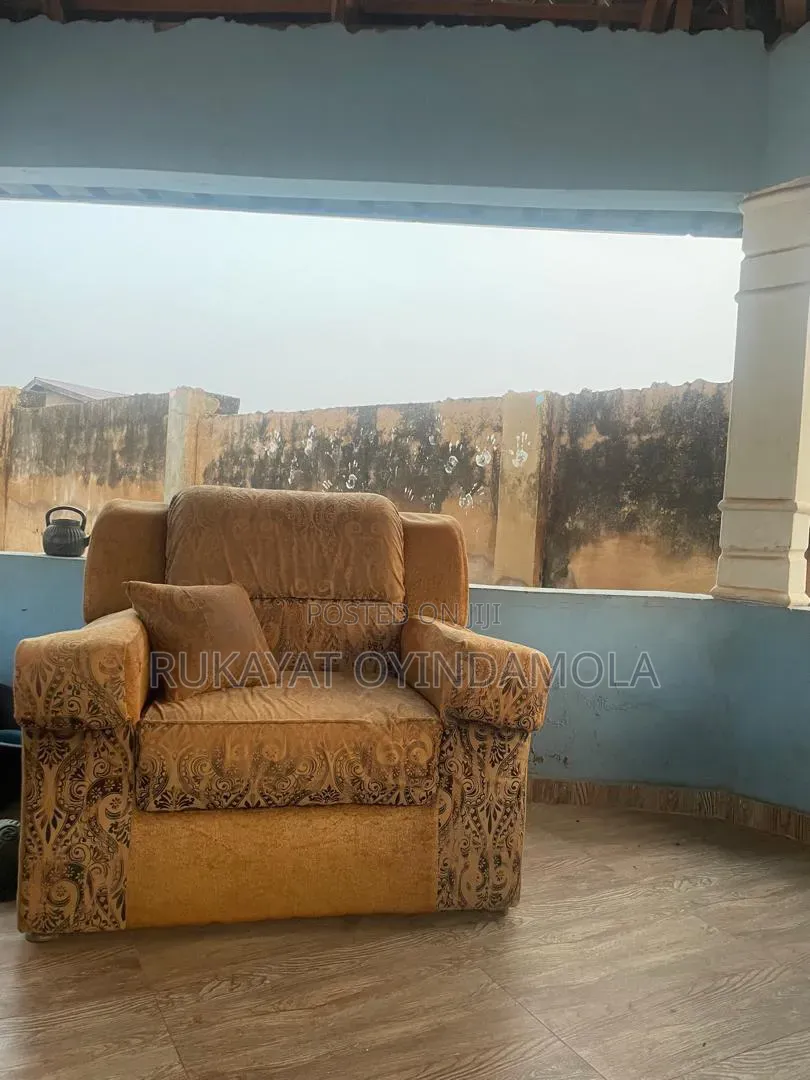 Seven Seater Sofa Chairs