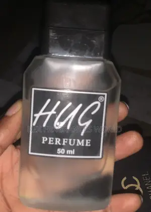 We Deal With Perfume