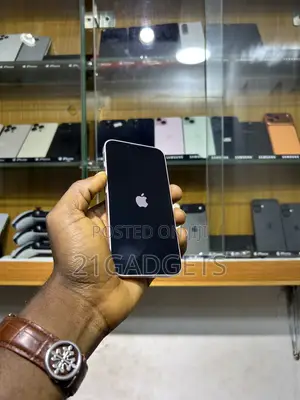 Apple iPhone 17e 256 GB Pink