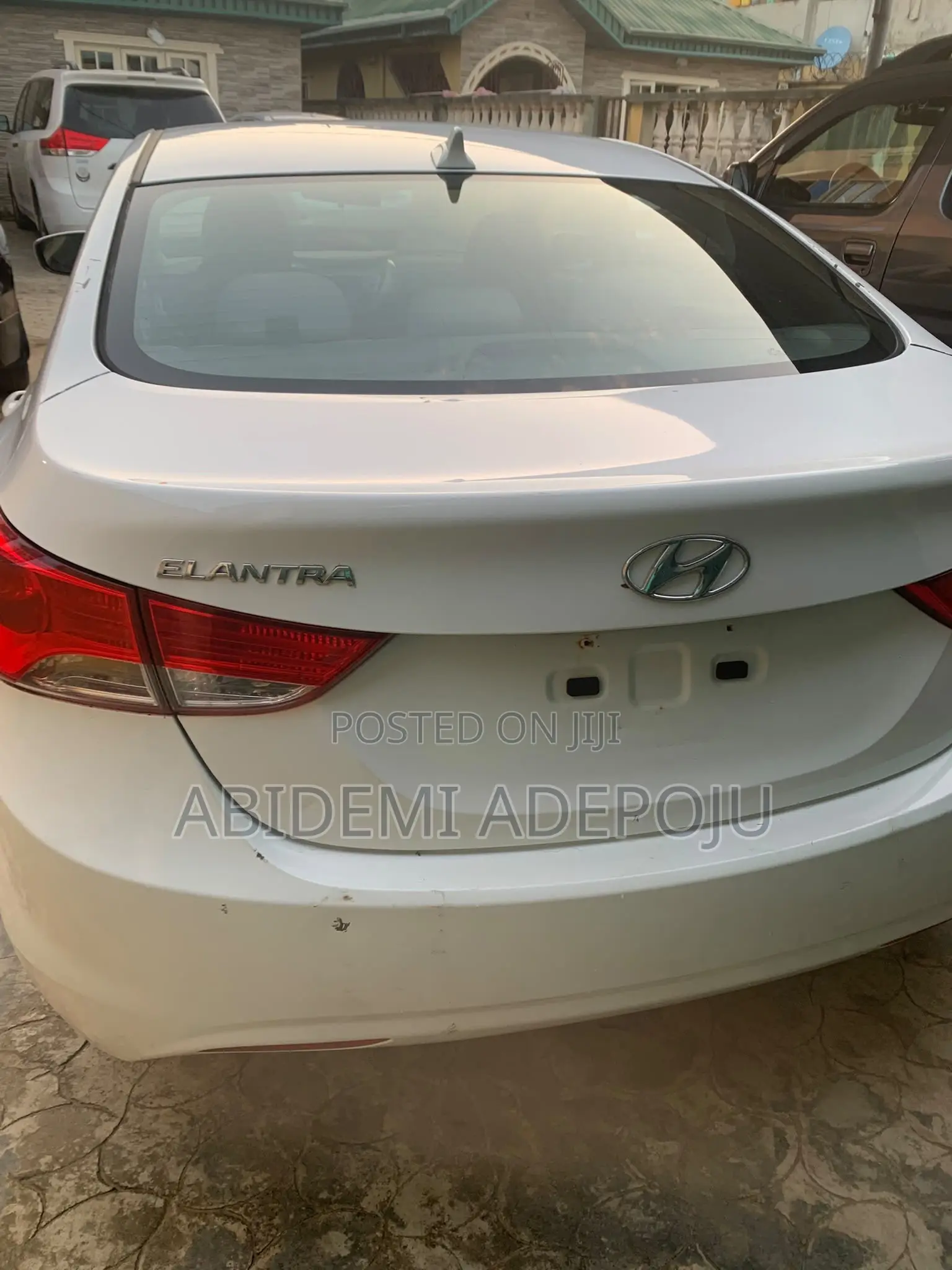 Hyundai Elantra 2013 White