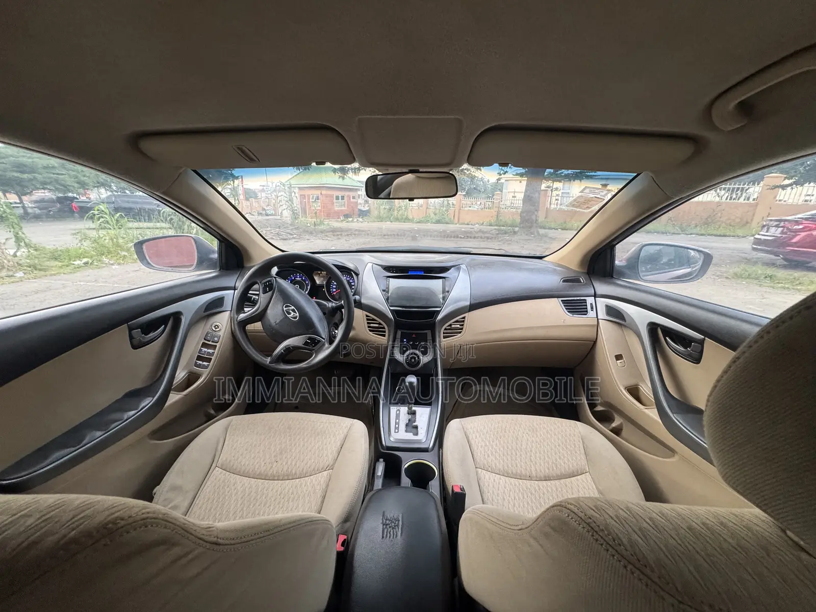 Hyundai Elantra 2013 Brown