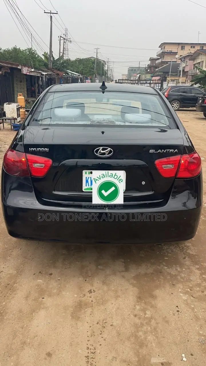 Hyundai Elantra 1.6 Automatic 2009 Black