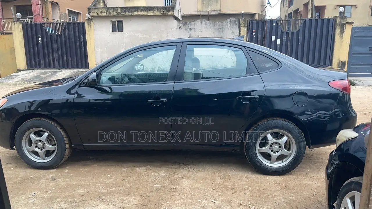 Hyundai Elantra 1.6 Automatic 2009 Black